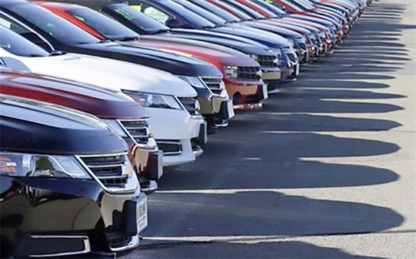 افزایش چشمگیر قیمت خودروهای داخلی افزایش چشمگیر قیمت خودروهای داخلی